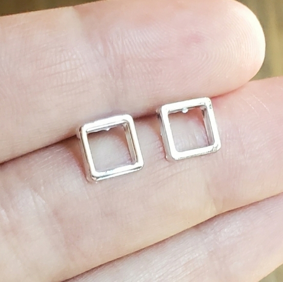 NWOT Tiny Silver Square Stud Earrings - Picture 2 of 10